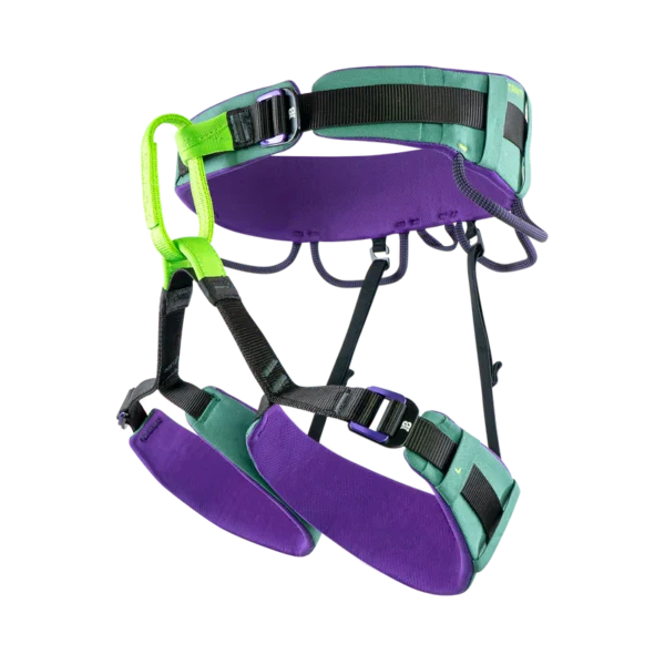TRINITY20GREEN_BHTP_01.webp